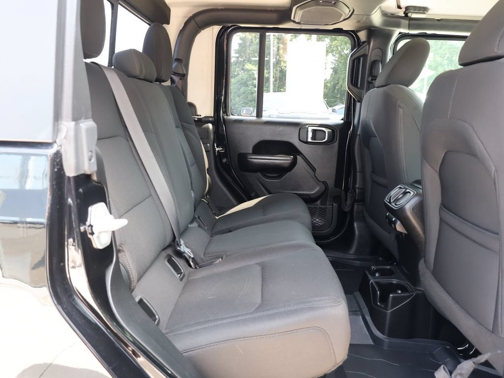 2021 Jeep Gladiator Willys 4x4