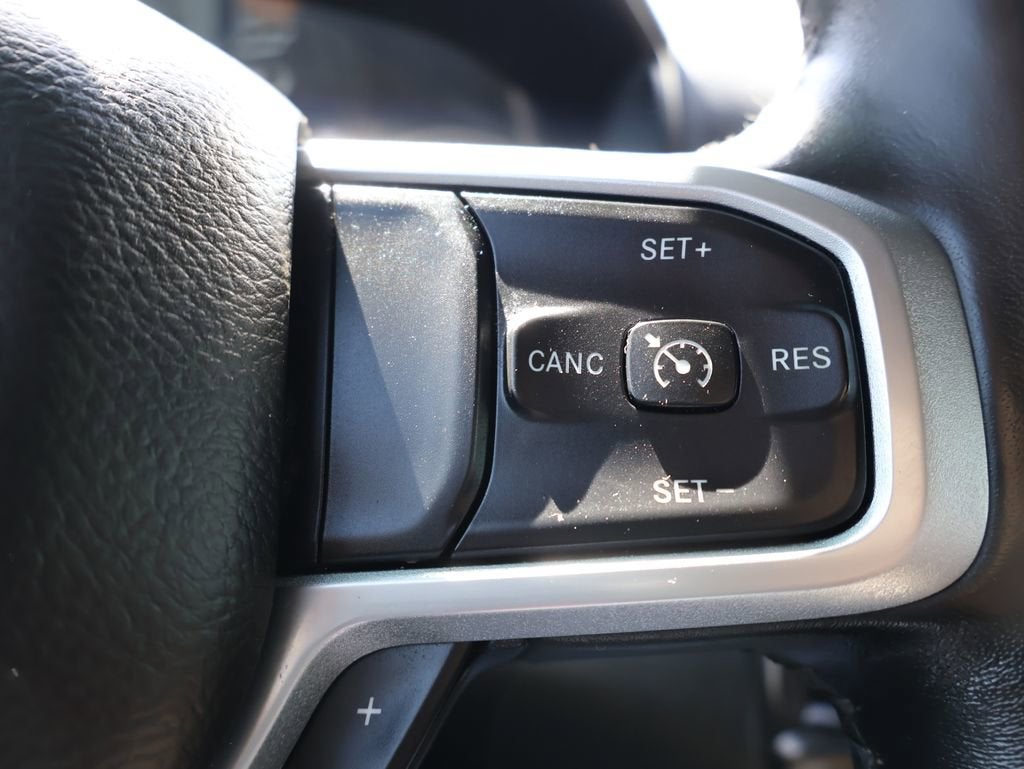 2019 RAM 1500 Big Horn/Lone Star Crew Cab 4x4 5'7" Box