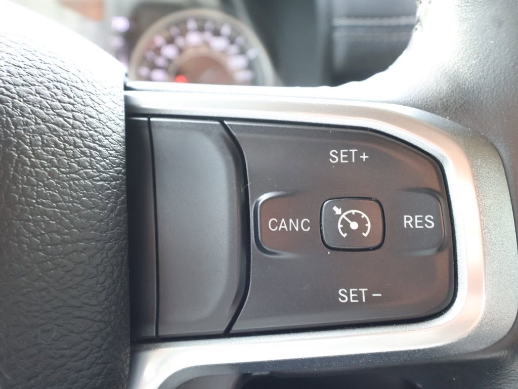 2021 RAM 1500 Laramie Crew Cab 4x4 5'7" Box