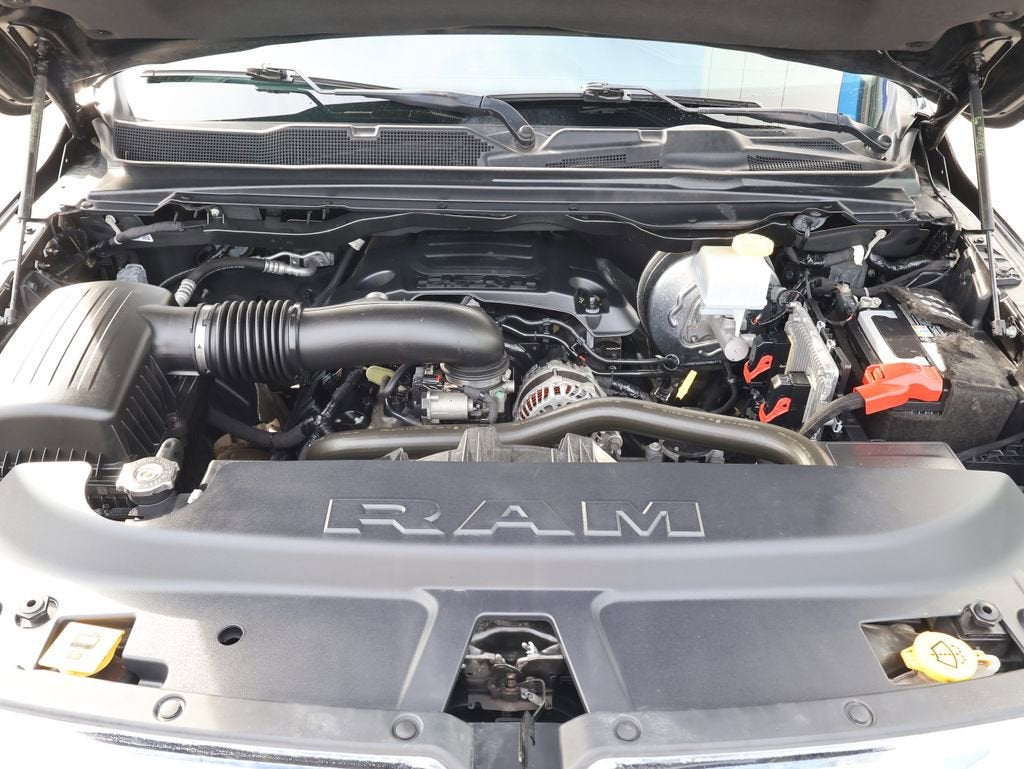 2021 RAM 1500 Laramie Crew Cab 4x4 5'7" Box