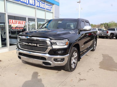 2021 RAM 1500 Laramie Crew Cab 4x4 5'7" Box