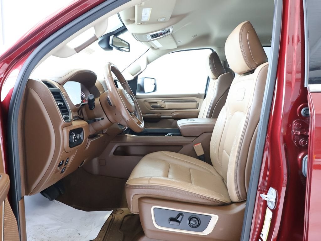 2019 RAM 1500 Longhorn Crew Cab 4x4 5'7" Box