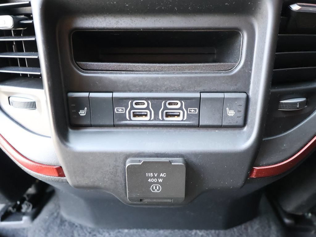 2025 RAM 1500 Rebel Crew Cab 4x4 5'7" Box