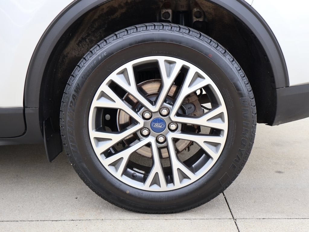 2020 Ford Escape SEL