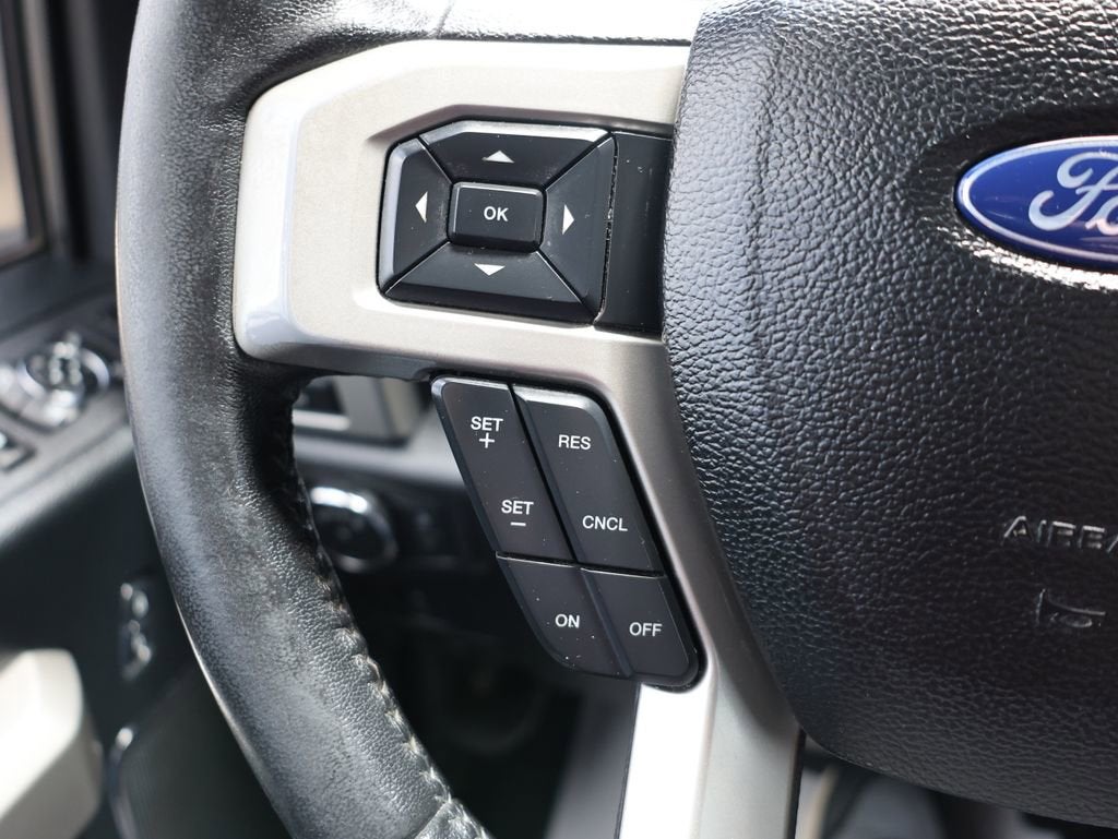 2017 Ford Super Duty F-250 SRW Lariat
