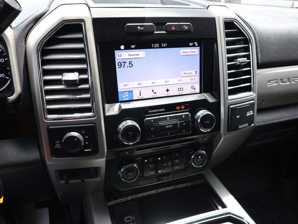 2017 Ford Super Duty F-250 SRW Lariat
