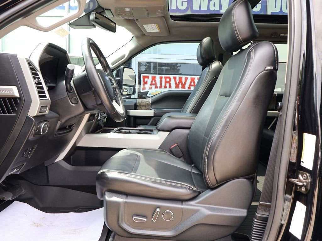 2017 Ford Super Duty F-250 SRW Lariat