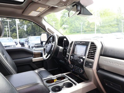 2017 Ford Super Duty F-250 SRW Lariat