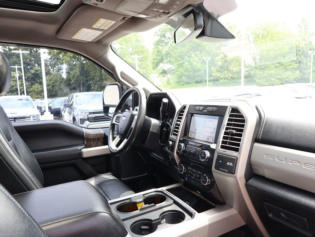 2017 Ford Super Duty F-250 SRW Lariat