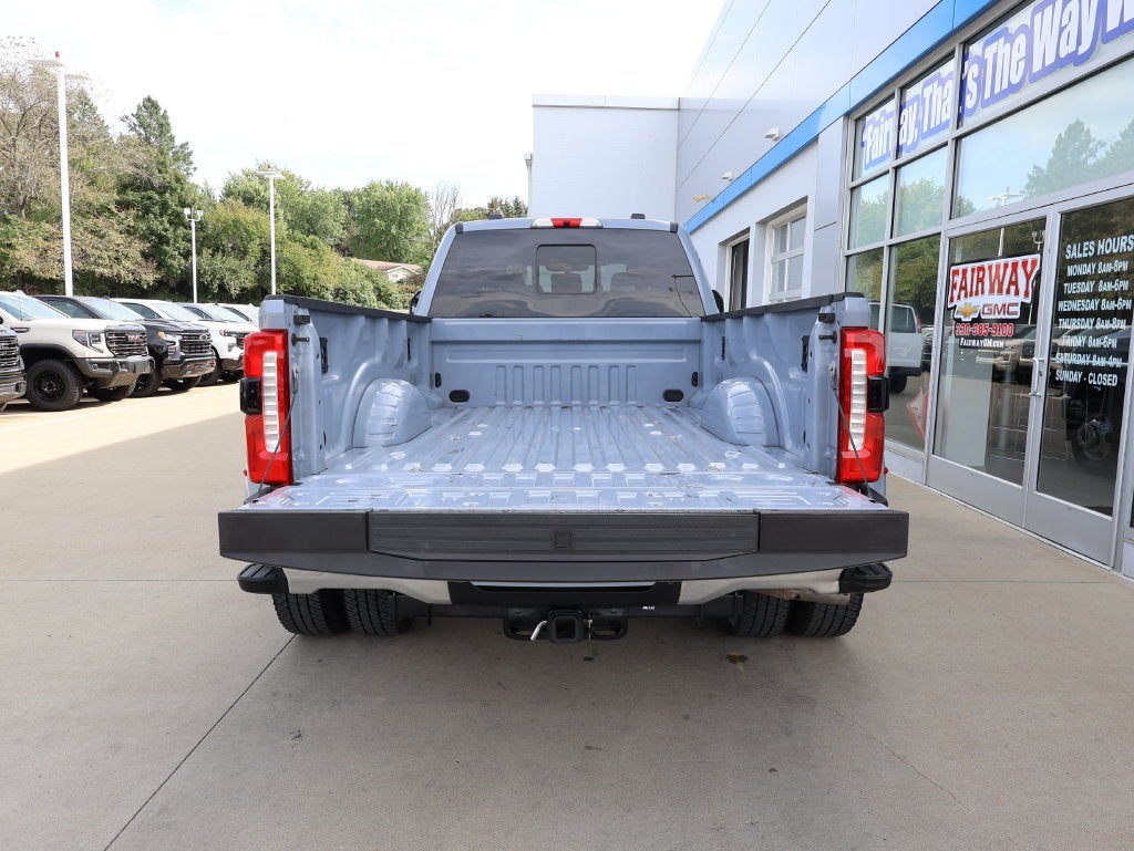 2025 Ford F-350 LARIAT