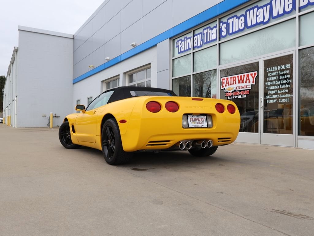 2002 Chevrolet Corvette 2dr Convertible