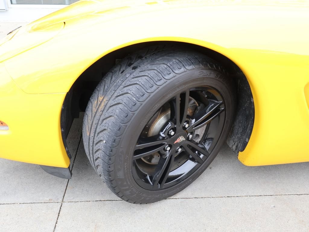 2002 Chevrolet Corvette 2dr Convertible