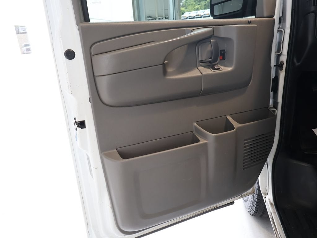 2013 Chevrolet Express Passenger 3500 LT