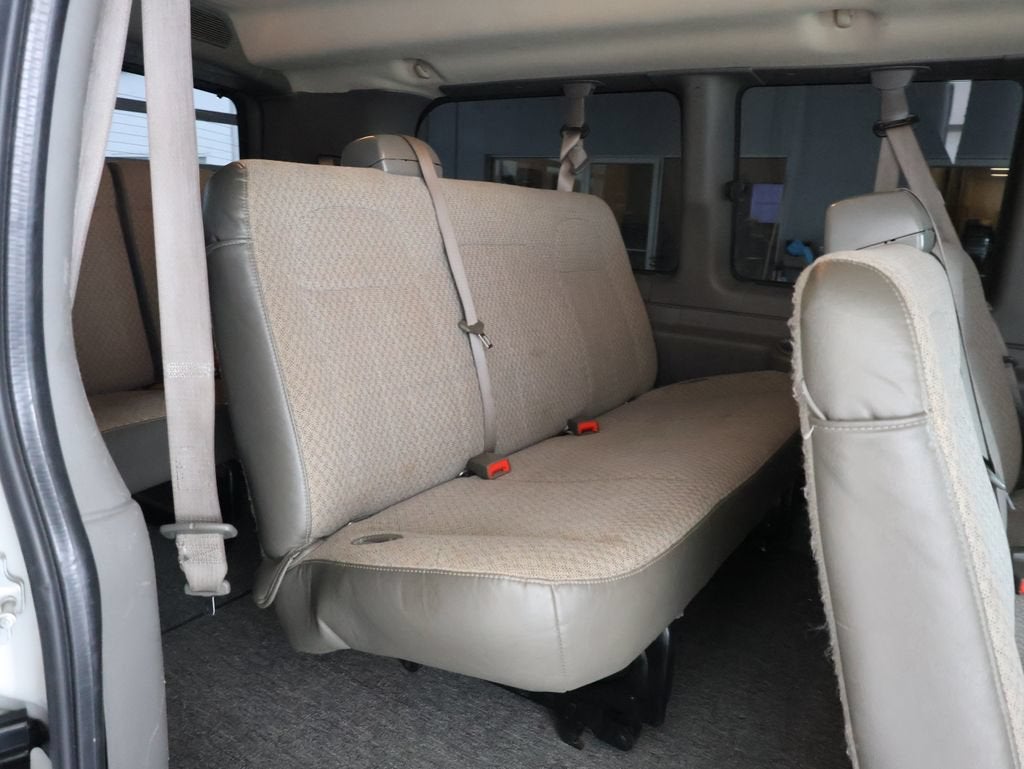2013 Chevrolet Express Passenger 3500 LT