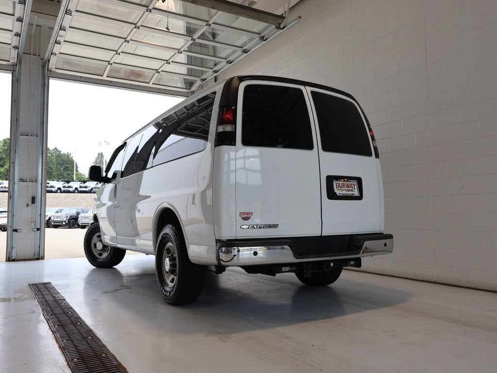 2013 Chevrolet Express Passenger 3500 LT