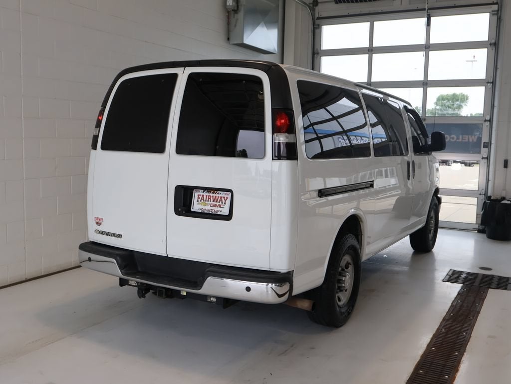 2013 Chevrolet Express Passenger 3500 LT