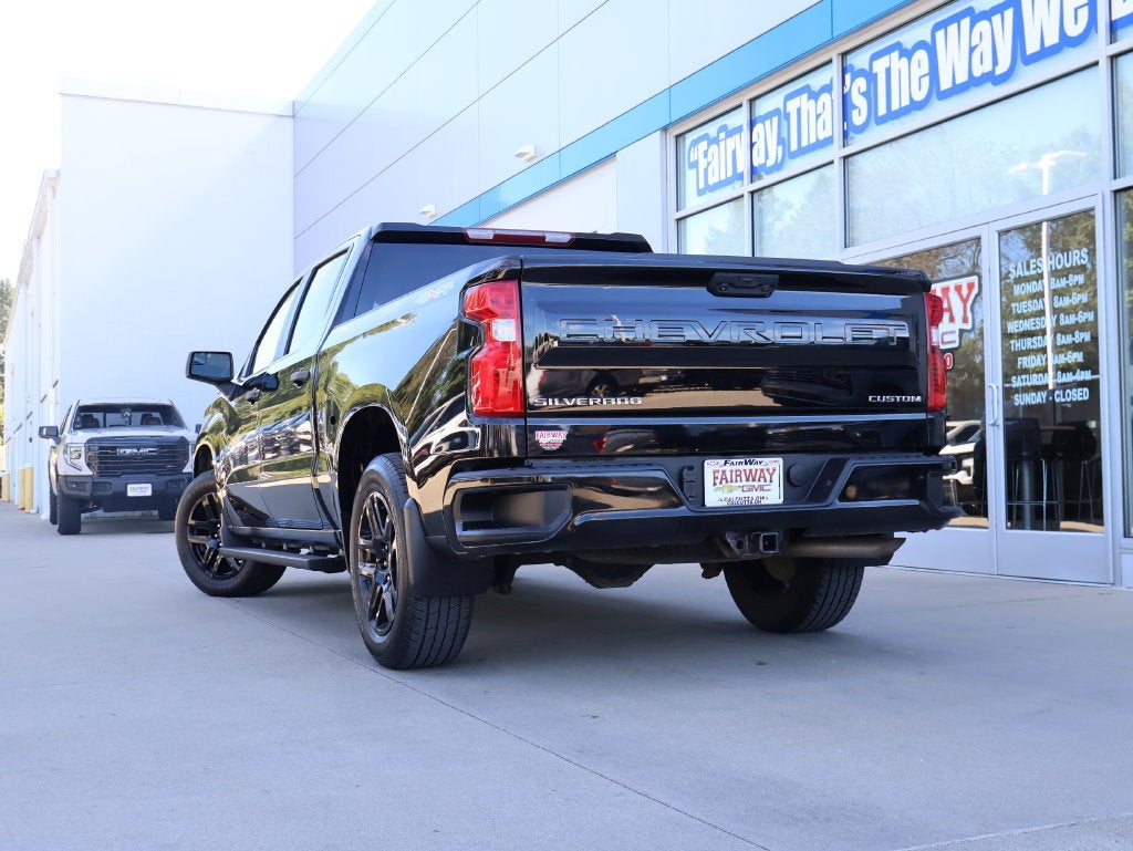 2023 Chevrolet Silverado 1500 Custom