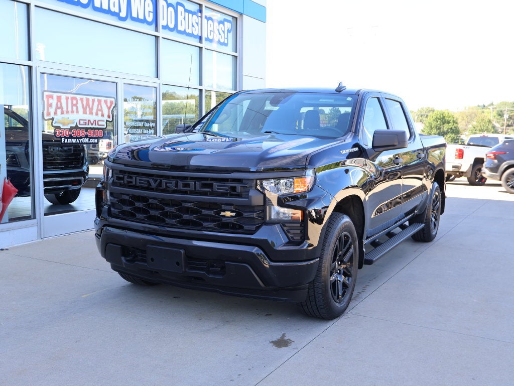 2023 Chevrolet Silverado 1500 Custom