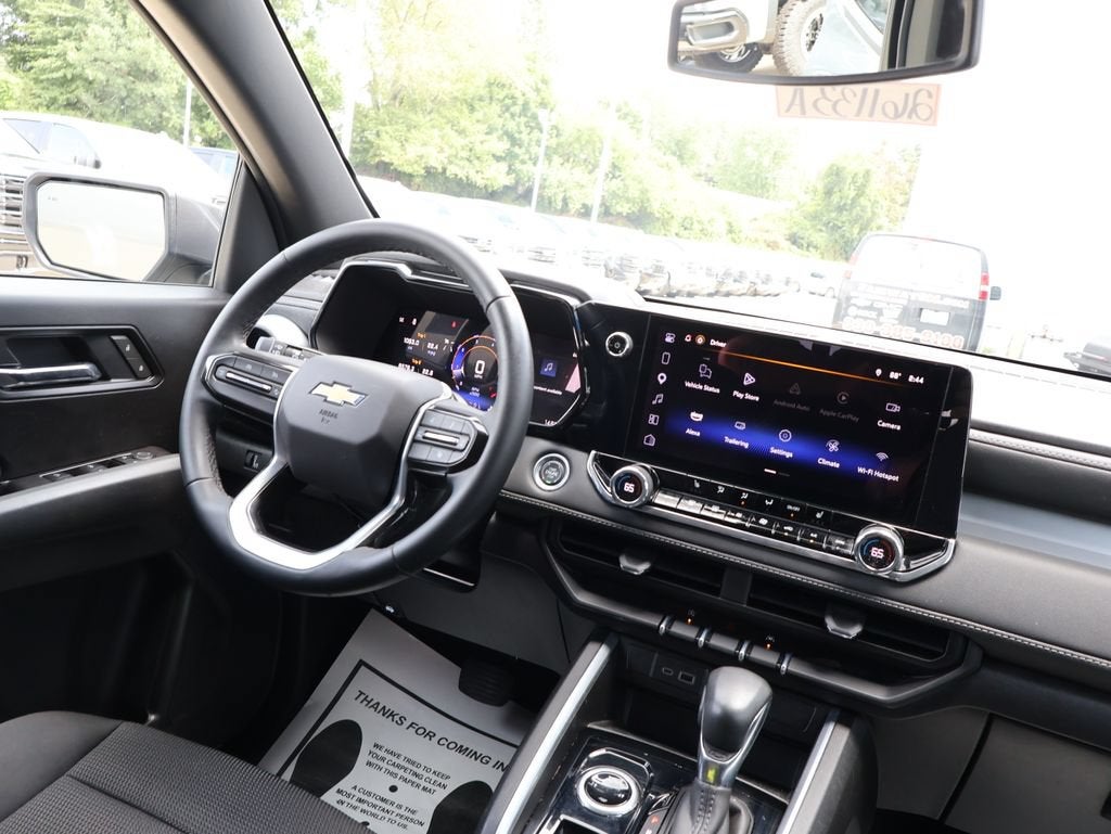 2025 Chevrolet Colorado WT/LT