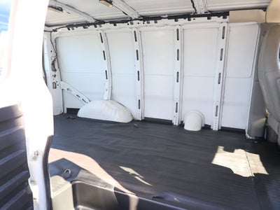 2024 Chevrolet Express Cargo 2500 WT
