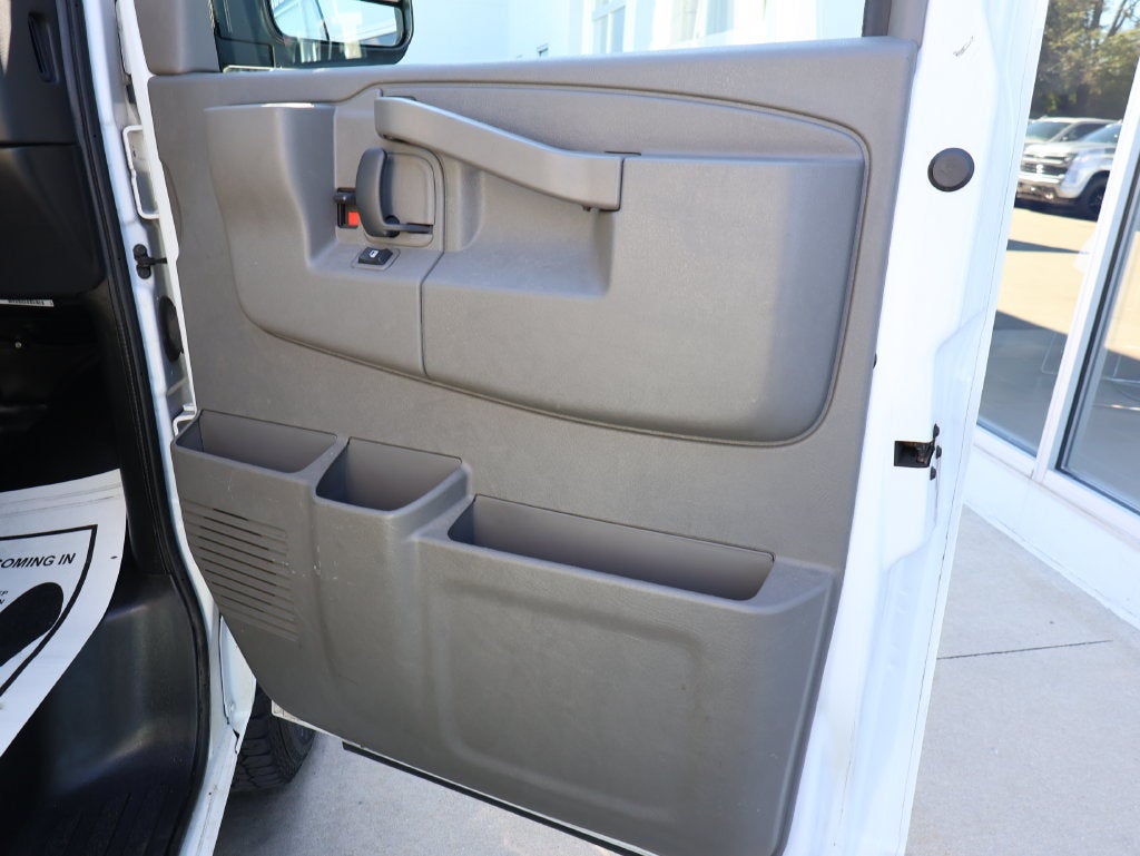 2024 Chevrolet Express Cargo 2500 WT