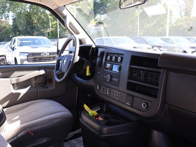 2024 Chevrolet Express Cargo 2500 WT