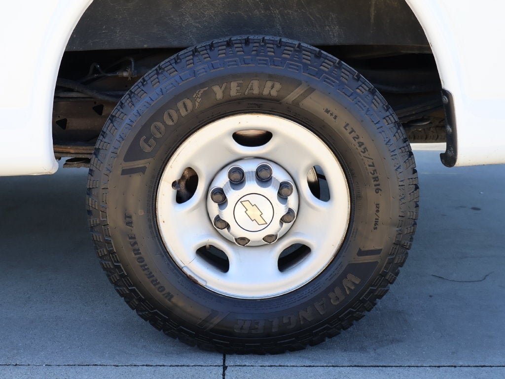 2024 Chevrolet Express Cargo 2500 WT