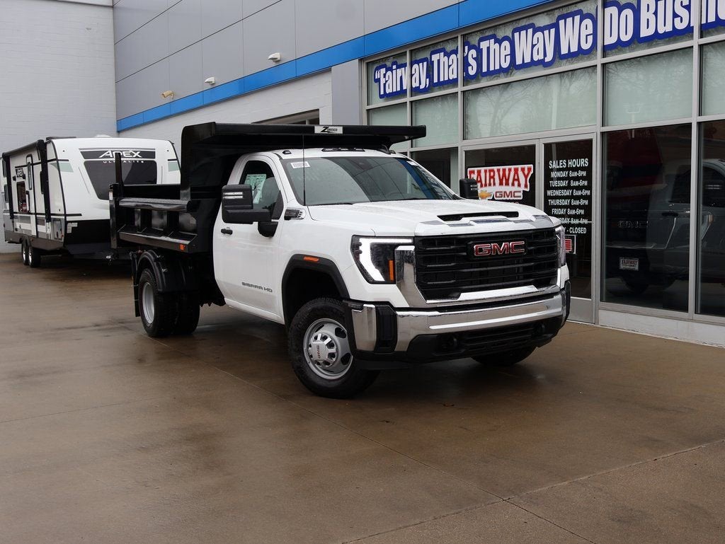 2026 GMC Sierra 3500 HD Chassis Cab Pro