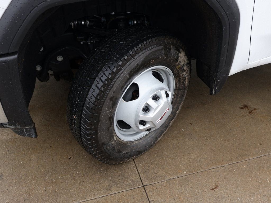 2026 GMC Sierra 3500 HD Chassis Cab Pro