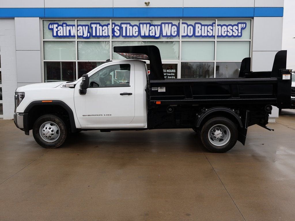 2026 GMC Sierra 3500 HD Chassis Cab Pro