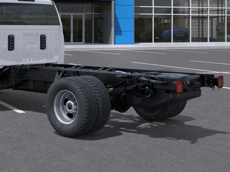 2025 GMC Sierra 3500 HD Chassis Cab Pro