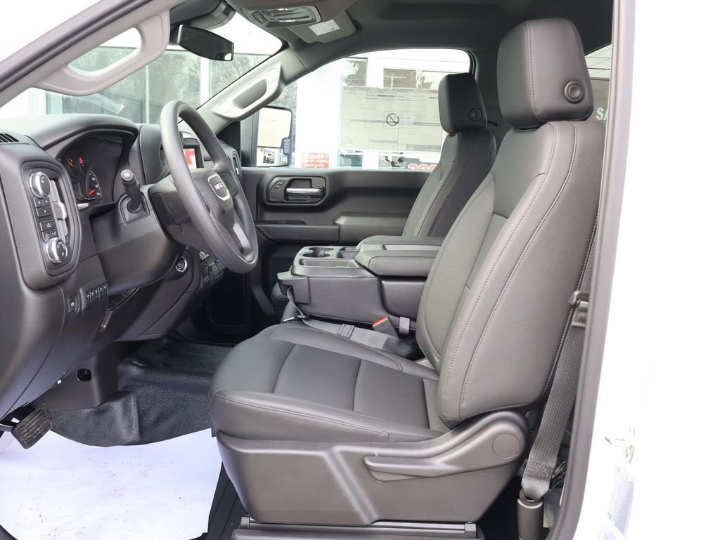 2026 GMC Sierra 3500 HD Chassis Cab Pro