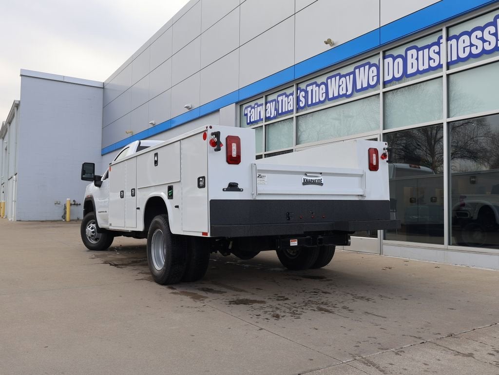 2026 GMC Sierra 3500 HD Chassis Cab Pro