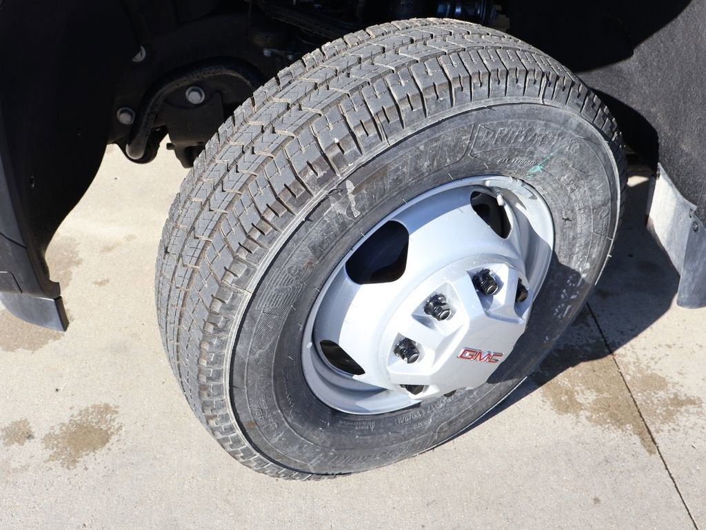 2026 GMC Sierra 3500 HD Chassis Cab Pro