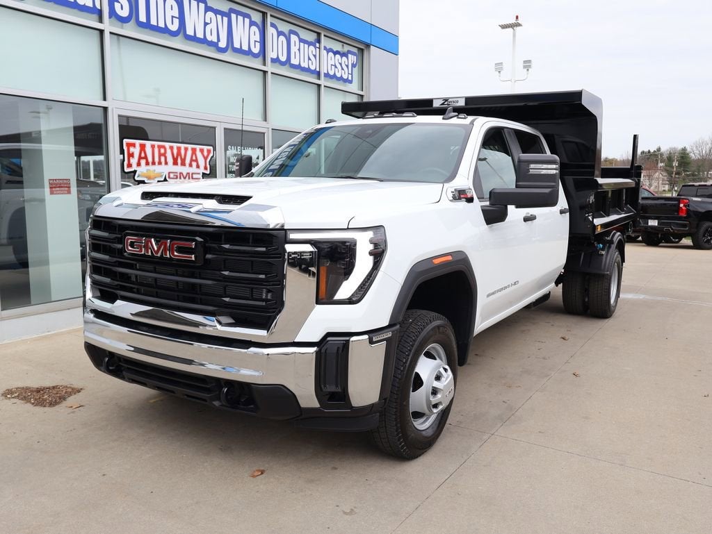 2026 GMC Sierra 3500 HD Chassis Cab Pro
