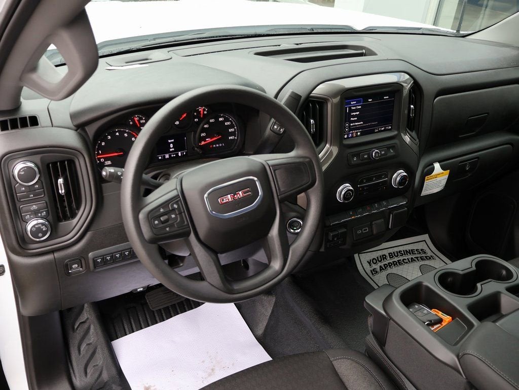 2025 GMC Sierra 2500 HD Pro