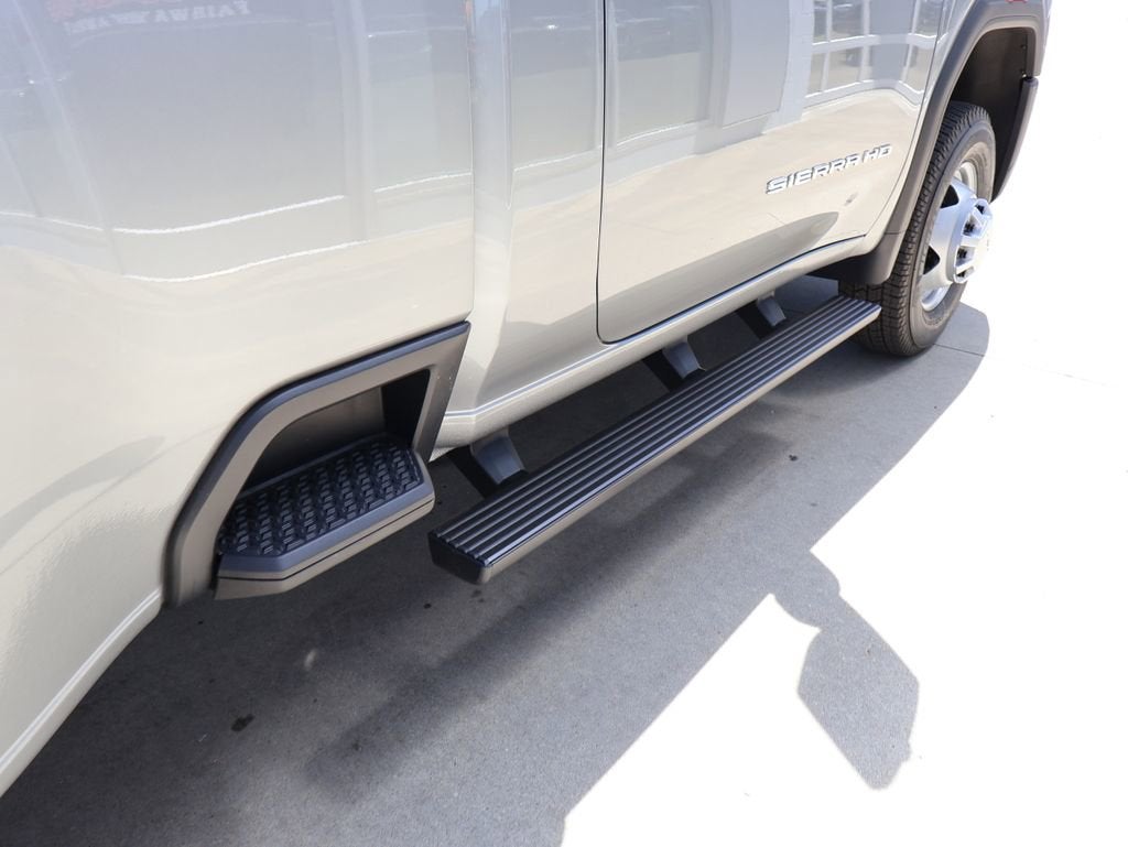 2026 GMC Sierra 3500 HD Pro DRW