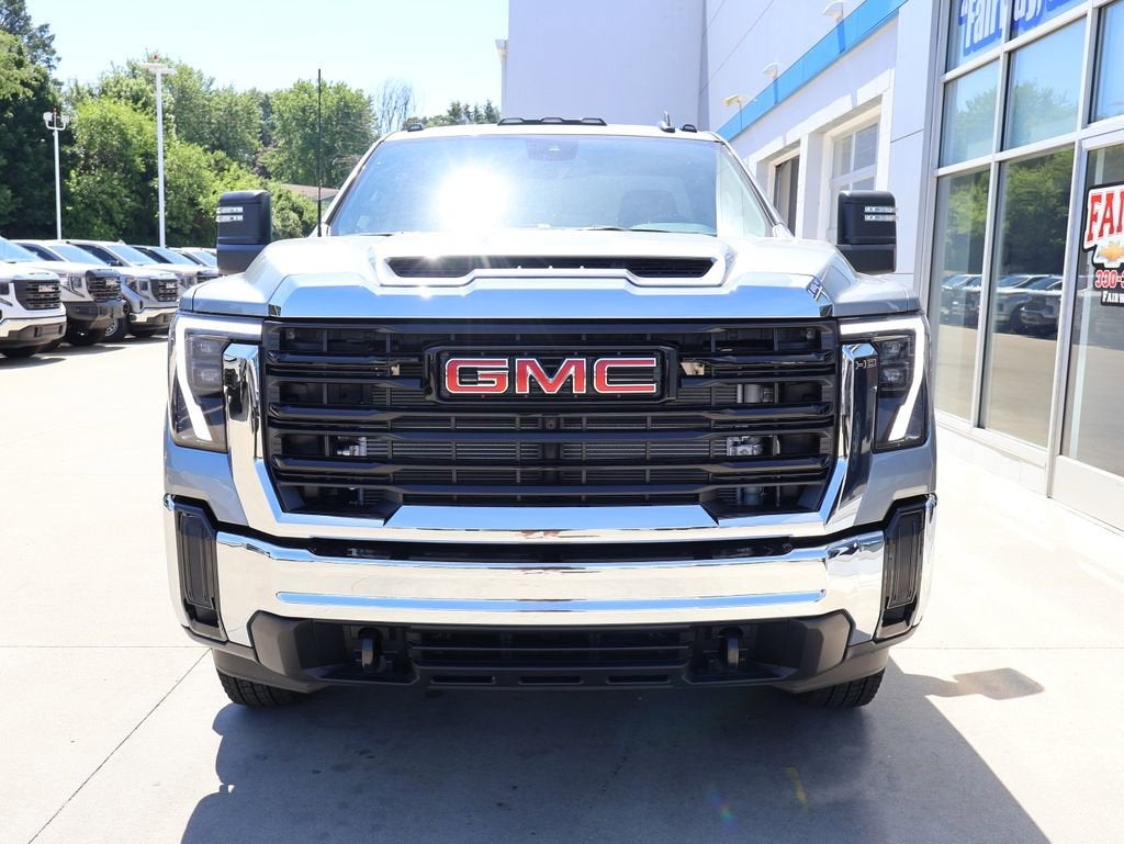 2026 GMC Sierra 3500 HD Pro DRW