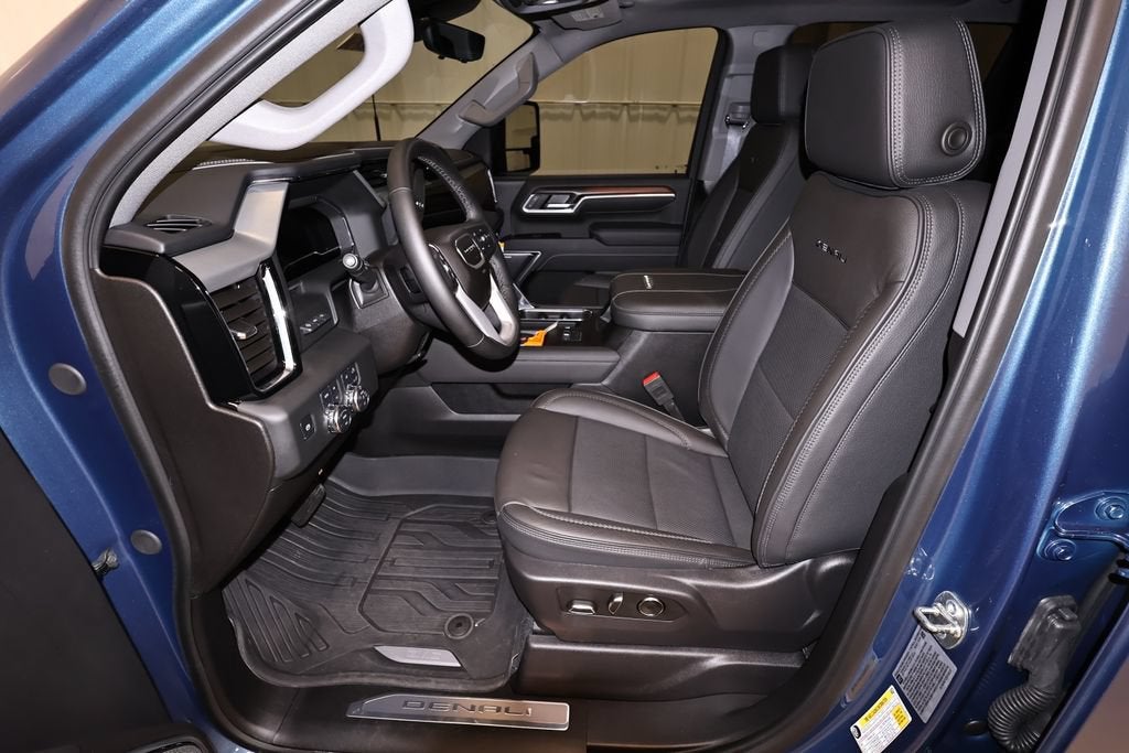 2025 GMC Sierra 2500 HD Denali
