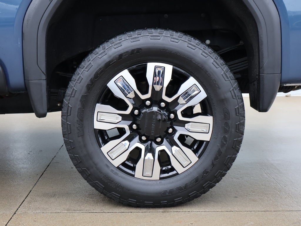 2025 GMC Sierra 2500 HD Denali