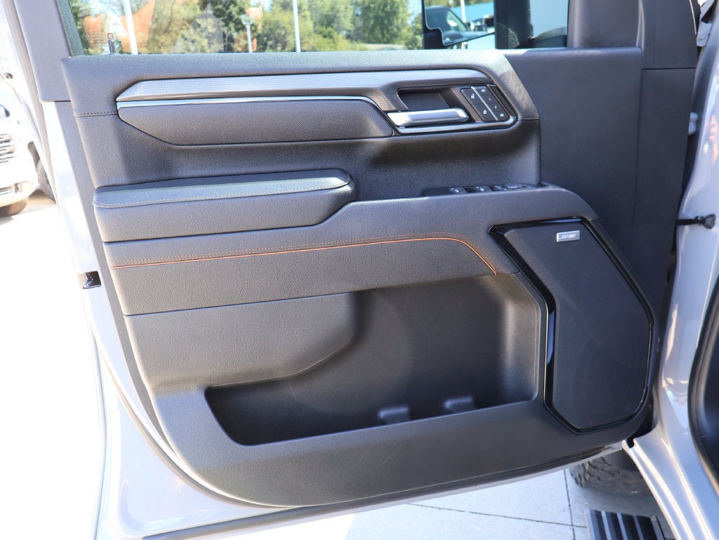 2025 GMC Sierra 3500 HD AT4