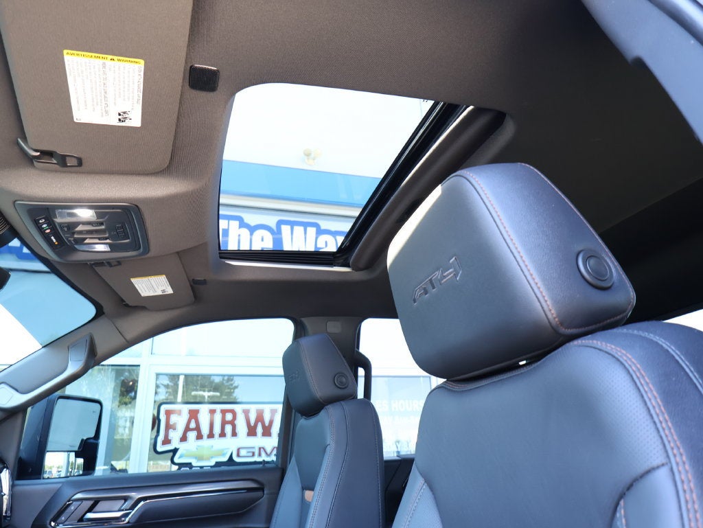 2025 GMC Sierra 3500 HD AT4