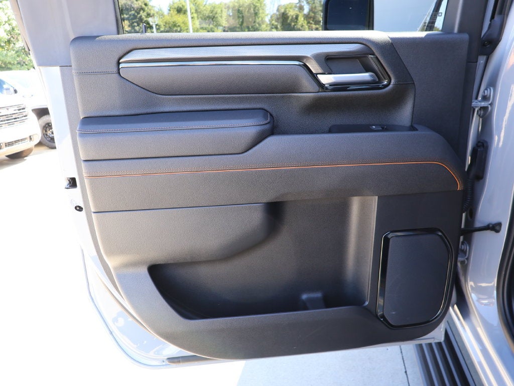 2025 GMC Sierra 3500 HD AT4