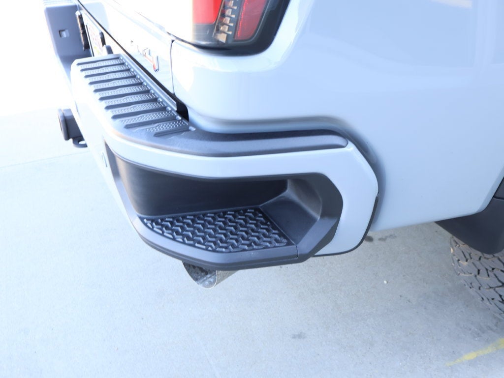 2025 GMC Sierra 3500 HD AT4