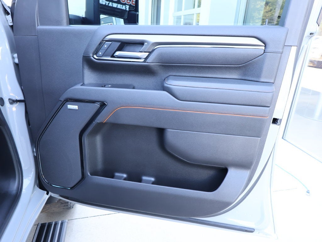 2025 GMC Sierra 3500 HD AT4
