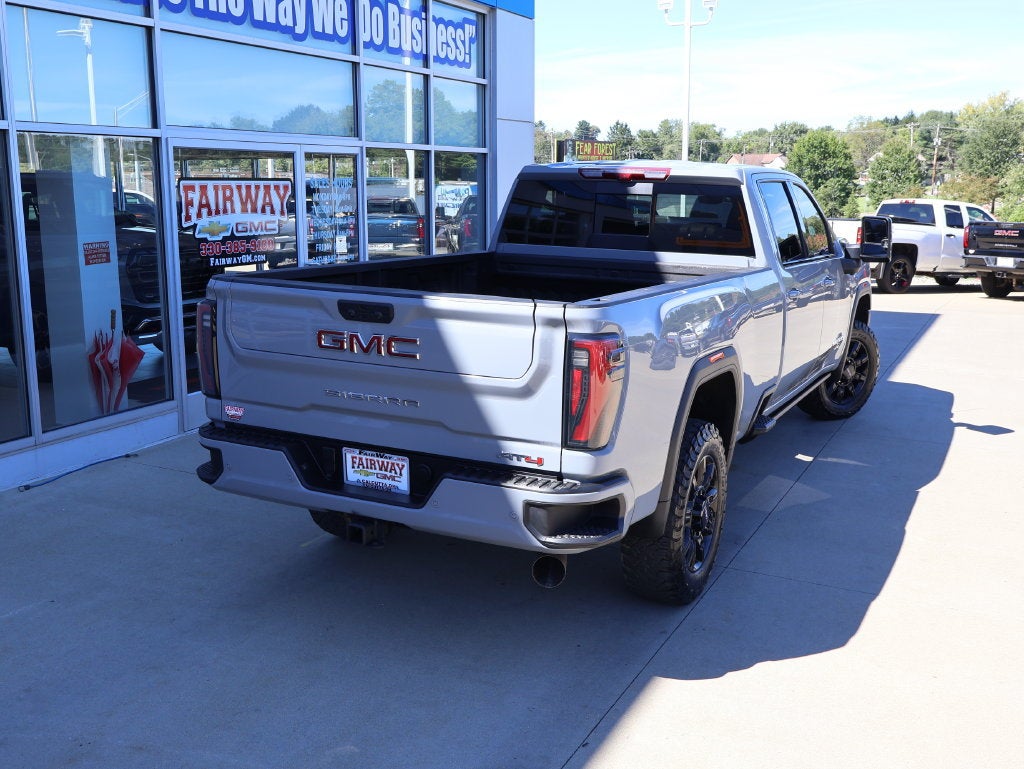 2025 GMC Sierra 3500 HD AT4