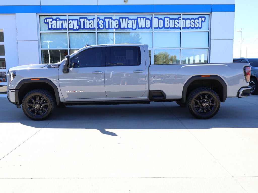 2025 GMC Sierra 3500 HD AT4
