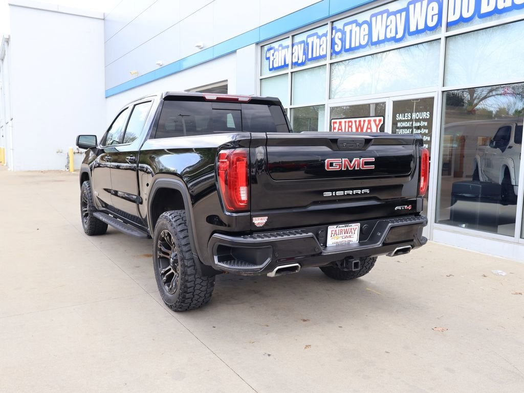 2021 GMC Sierra 1500 AT4