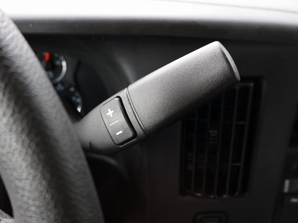 2025 GMC Savana Cargo Work Van