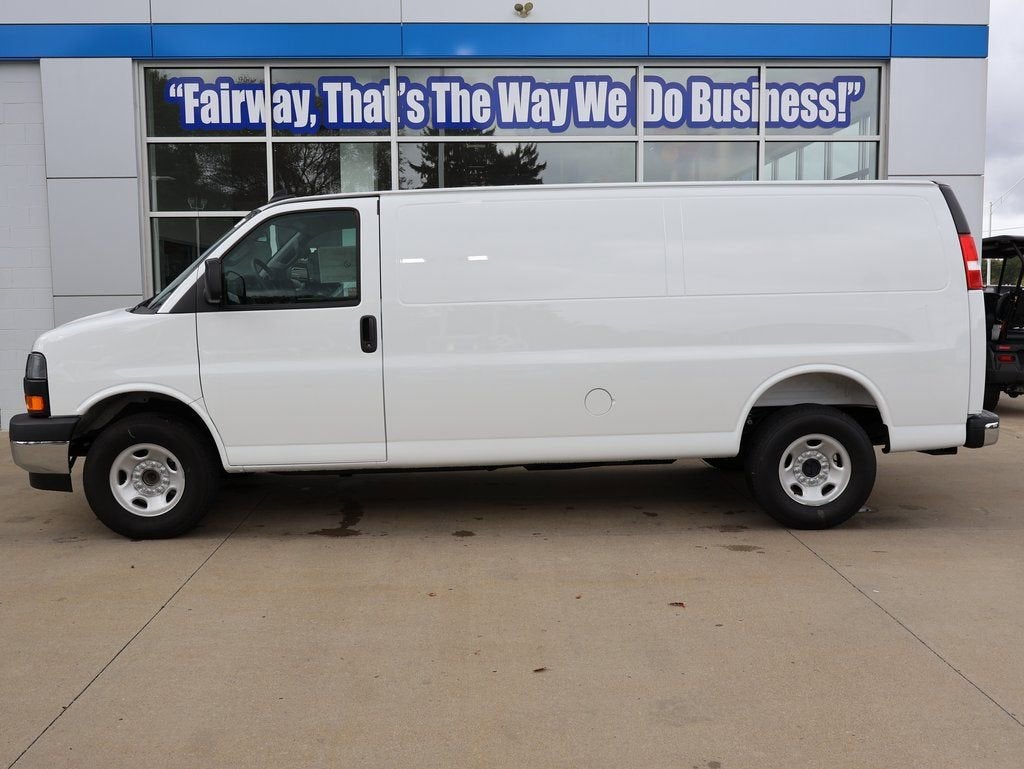 2025 GMC Savana Cargo Work Van